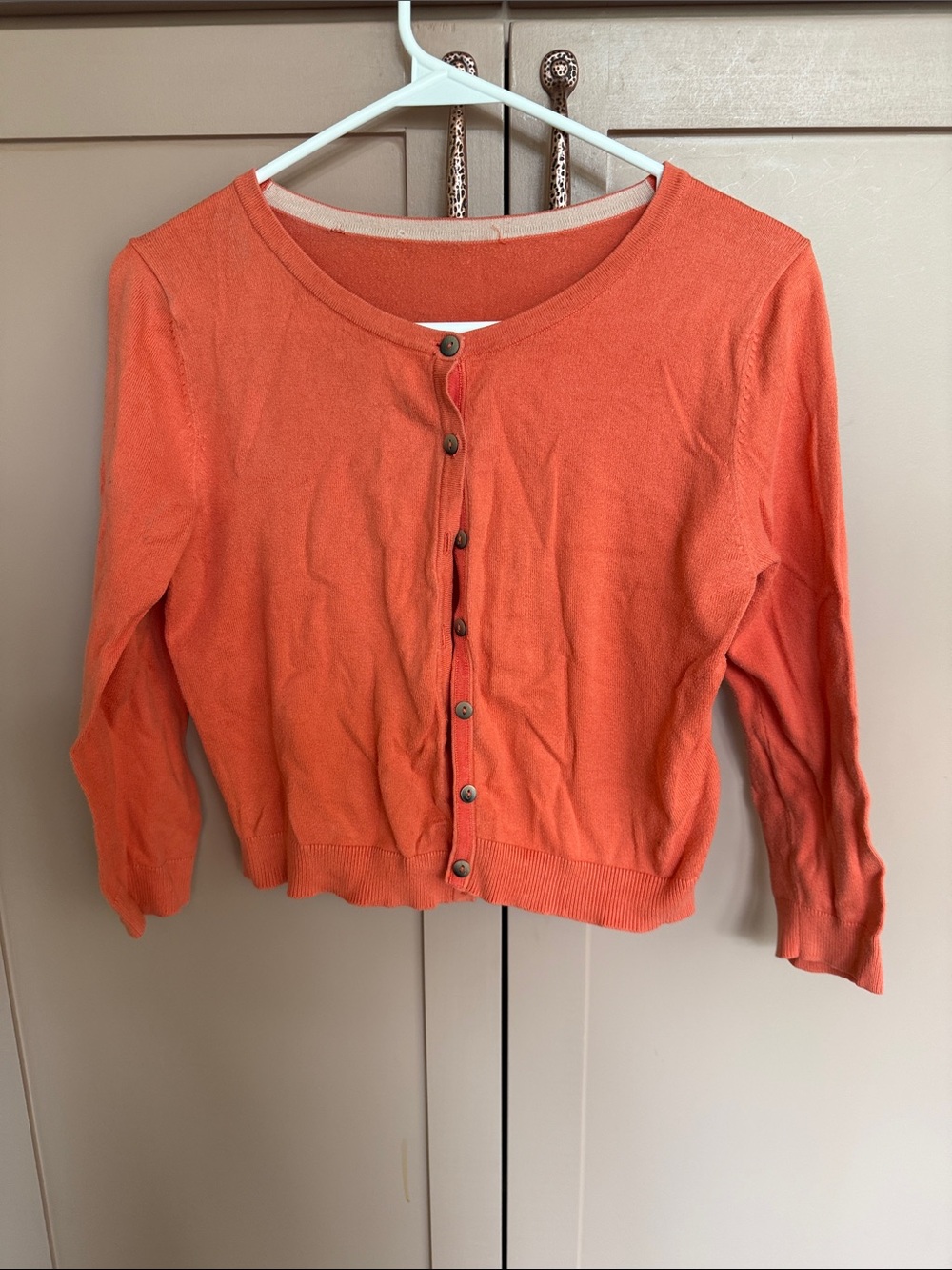 Boden Coral Button-Front Cropped Cardigan (6)